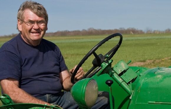 Mel Henninger honored by New Jersey agriculture industry