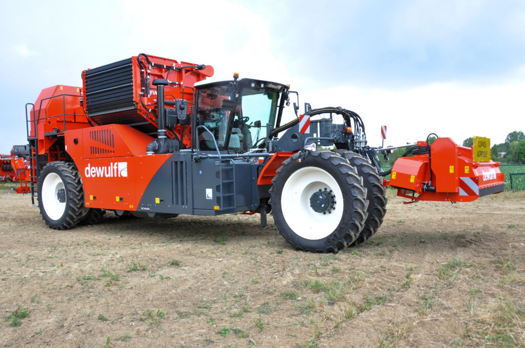 Dewulf refits R3060 harvester with enhancements